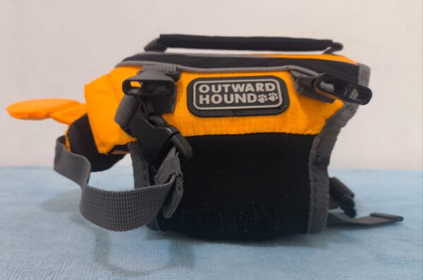 2026/06/1000277645.jpg Chaleco salvavidas para perros marca Outward Hound