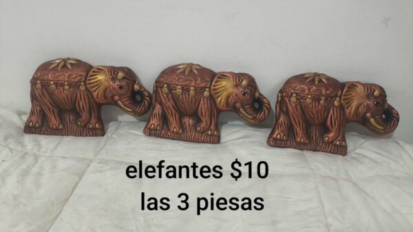 Decoración de artesanías de elefantes de barro (trio)
