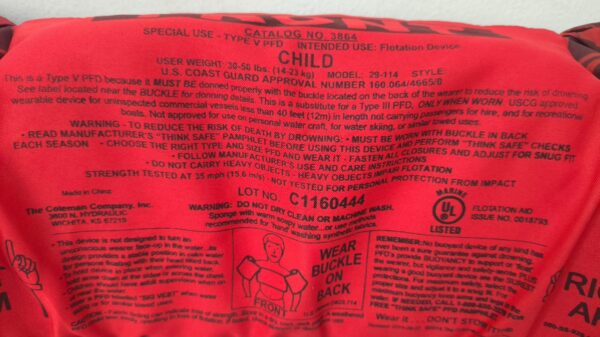 chaleco flotador salvavidas infantil Stearns Puddle Jumper con diseño de Marvel del Capitán América