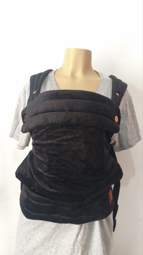 Portabebés Mochila ergonómico Canguro "Nest Blanche" (modelo Jacquard Magnolia / Margarita) Mezcla de Lino y Algodón Muy Suave.