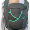 2026/09/1000368377-scaled.jpg Portabebés Mochila Canguro ergonómico Infantino Carry On Active en GRIS