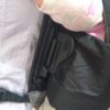 2026/09/1000372684-scaled.jpg Portabebés Mochila Canguro marca: Evenflo BabyGo de estructura blanda Negro.