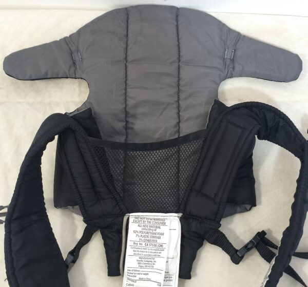 2026/09/1000372695.jpg Portabebés Mochila Canguro marca: Evenflo BabyGo de estructura blanda Negro.