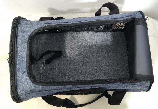 Transportador de viaje para mascotas bolso para mascotas porta mascotas X-ZONE PET en color azul.