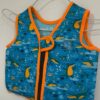 2026/09/83633130-4419-4de0-b171-da463f517d82-1_all_54128.jpg Chaleco salvavidas flotador de natación infantil Marca: Splash About Go, Splash Swim Vest con diseño "Croc Creek" en tono azul