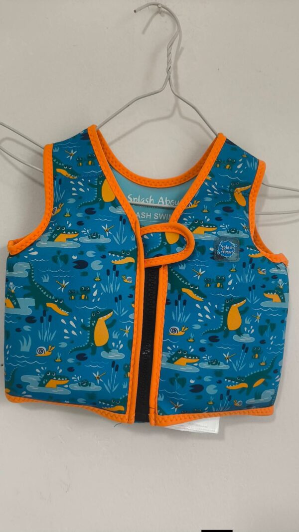 2026/09/83633130-4419-4de0-b171-da463f517d82-1_all_54129.jpg Chaleco salvavidas flotador de natación infantil Marca: Splash About Go, Splash Swim Vest con diseño "Croc Creek" en tono azul