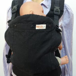 Portabebés mochila Canguro negra de la marca BECO Modelo: Butterfly 2