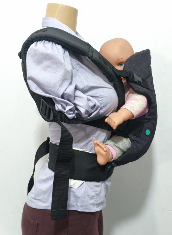 Portabebés Mochila convertible Canguro Infantino Flip 4 en 1 NEGRO/MEZCLILLA