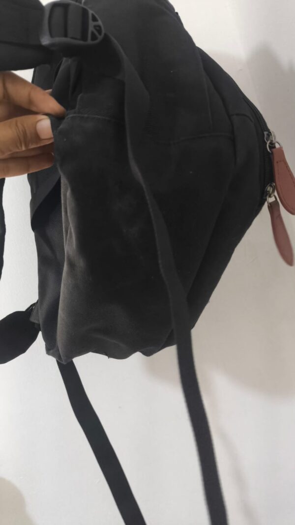 mochila y pañalera  portátil y almuerzo de Matein