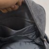 práctica mochila pañalera para pañales gris de la marca RUVALINO