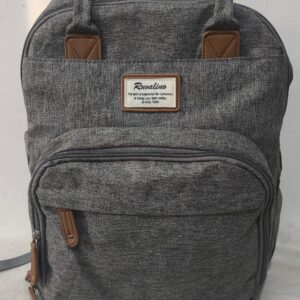 2026/10/1000786395.jpg práctica mochila pañalera para pañales gris de la marca RUVALINO